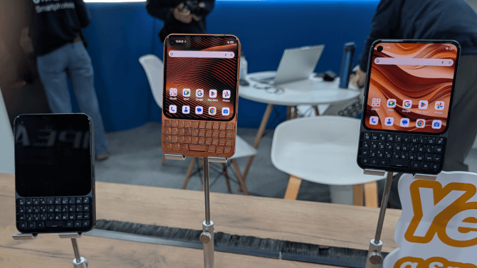 Návrat legendy: Nový telefon s klávesnicí oživuje ducha BlackBerry