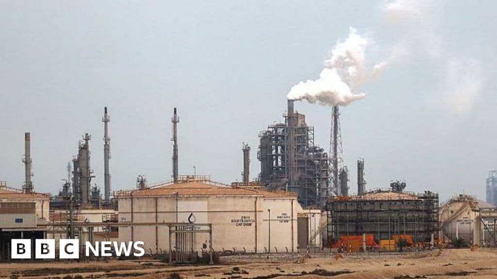 Ceny ropy dosáhly dvouletého maxima po upozornění Kataru na možné zastavení těžby v Zálivu