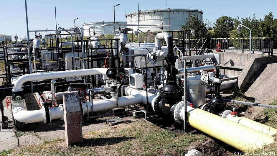 Maďarsko pozastavilo dodávky paliva na Ukrajinu kvůli sporu o ropovod