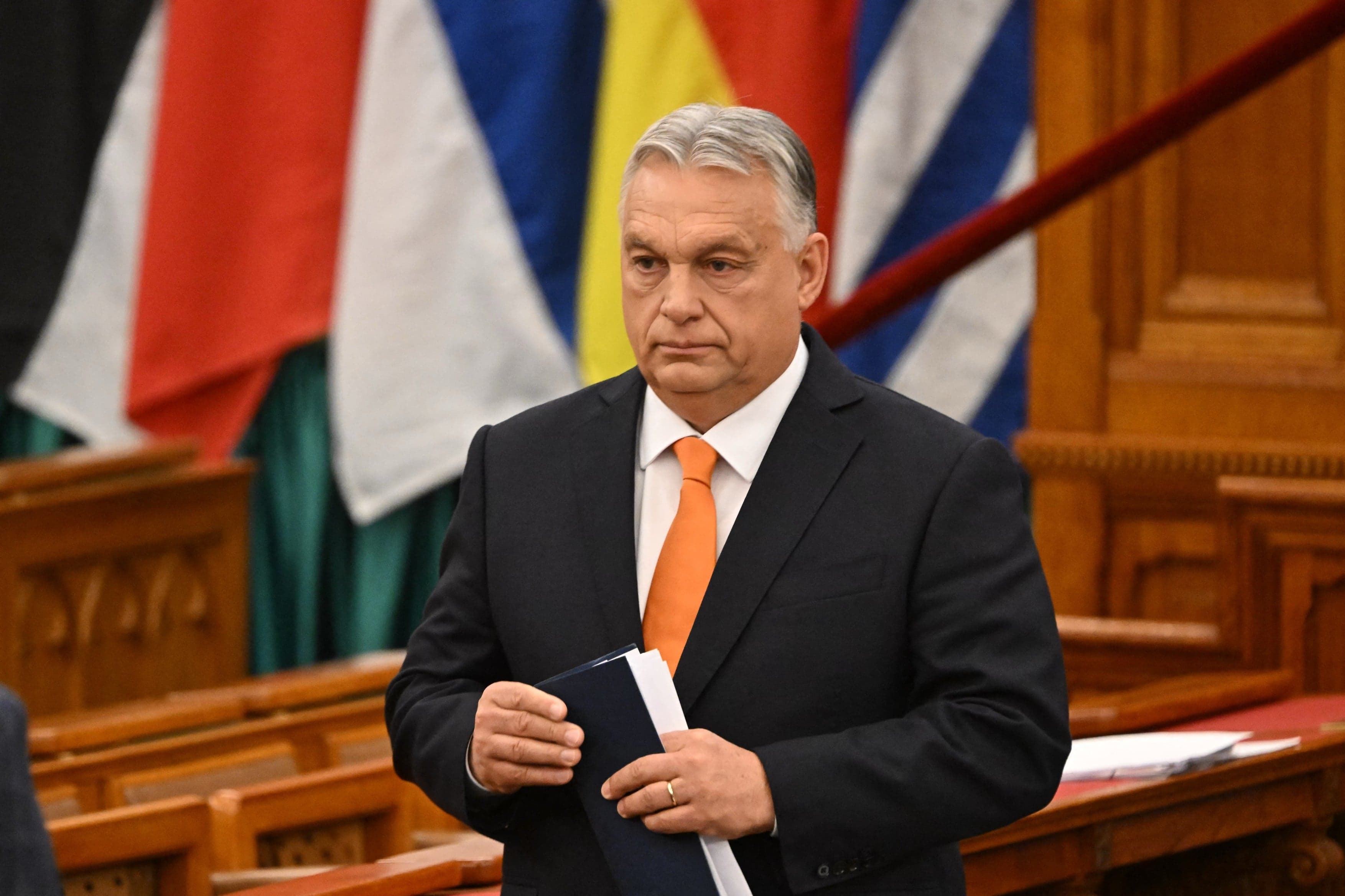 Maďarsko zadrželo zaměstnance ukrajinské banky, Kyjev hovoří o rukojmích