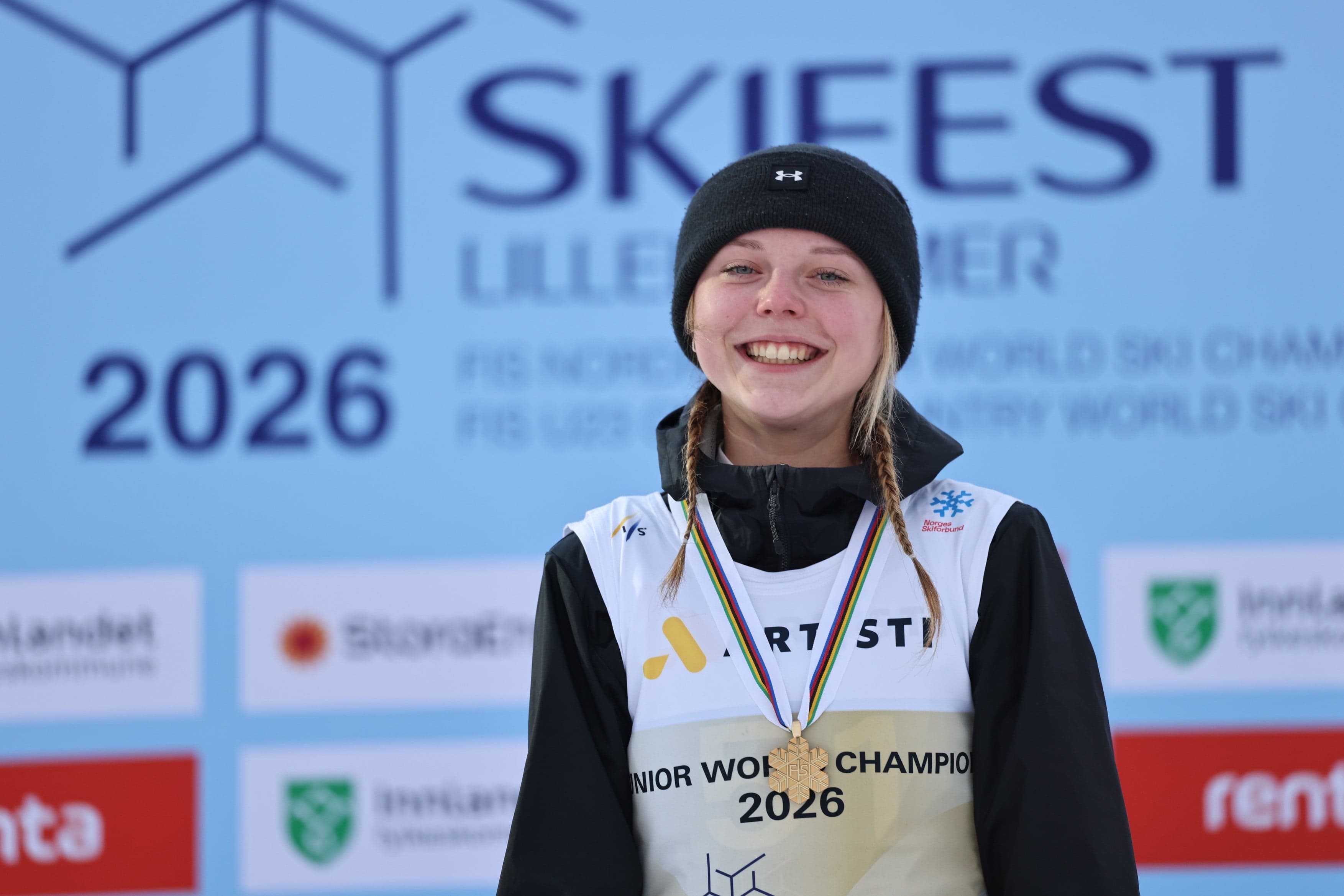 Anežka Indráčková se stala juniorskou mistryní světa v Lillehammeru a získala historickou medaili