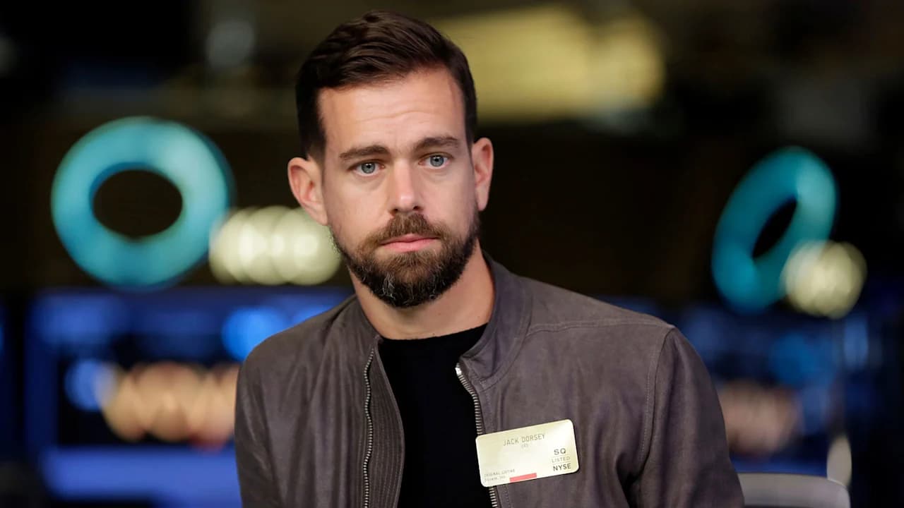 Jack Dorsey propouští tisíce lidí: Umělá inteligence mění pravidla hry ve firmách